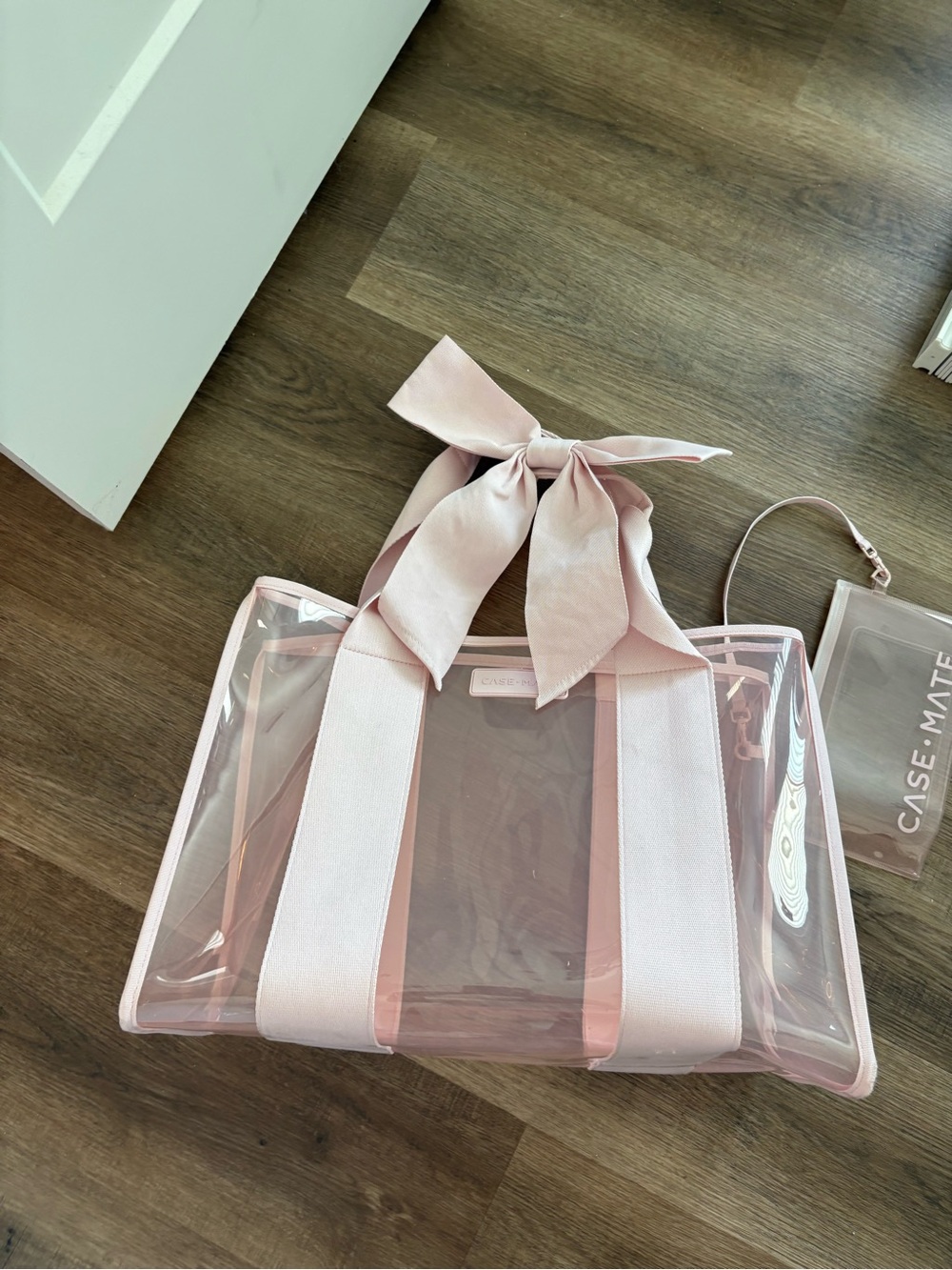 case-mate Pale Pink Clear Tote with Matching Pouch - Picture 5 of 5